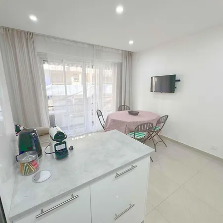 Spacieux Plages Gare Juan Les Pins Antibes