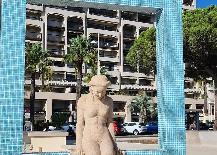 아파트 Spacieux Plages Gare Juan Les Pins 앙티브